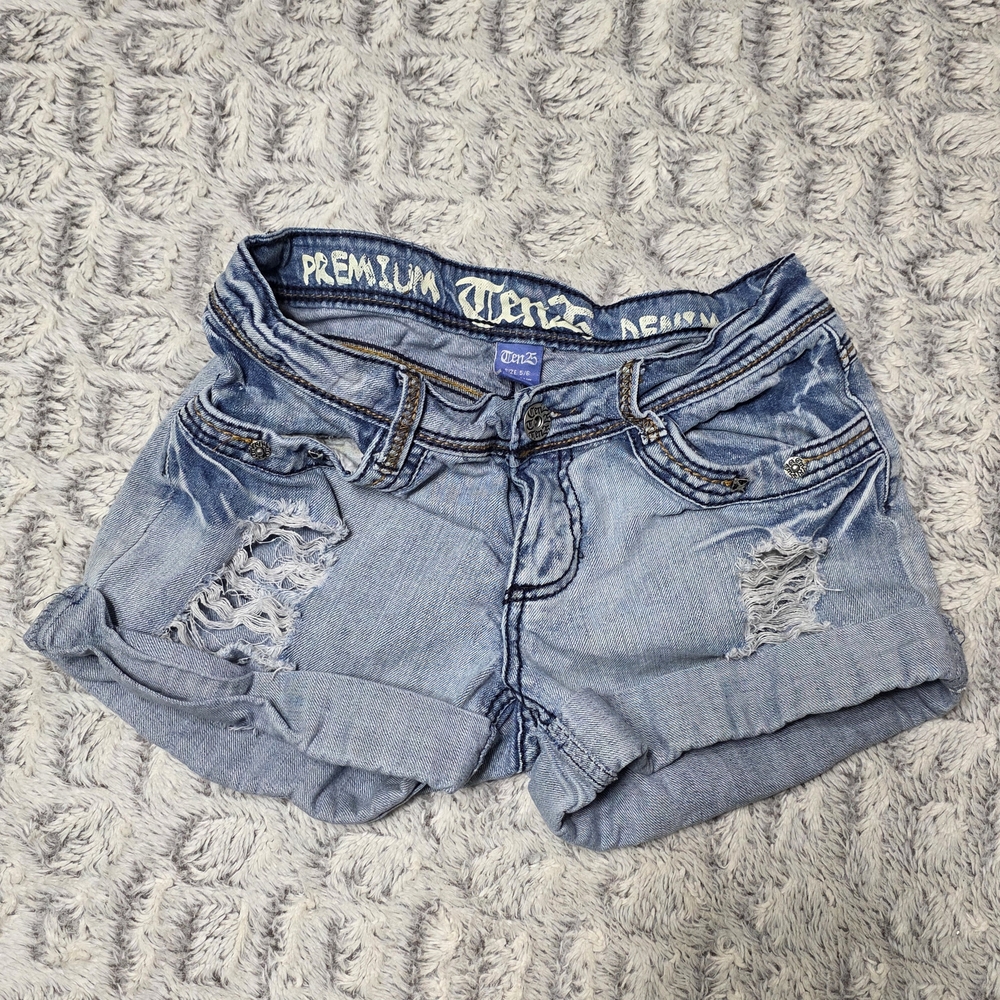 Light Blue Distressed Jean Shorts - Ten25 - Size 5-6